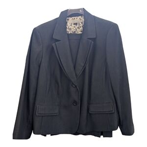 Tahari Woman Gray Blazer for Work